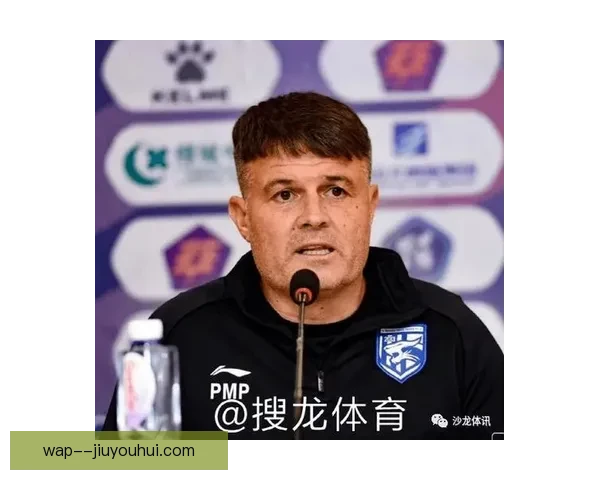 武汉三镇缔造凯泽斯劳滕传奇赛季荣耀问鼎联赛冠军